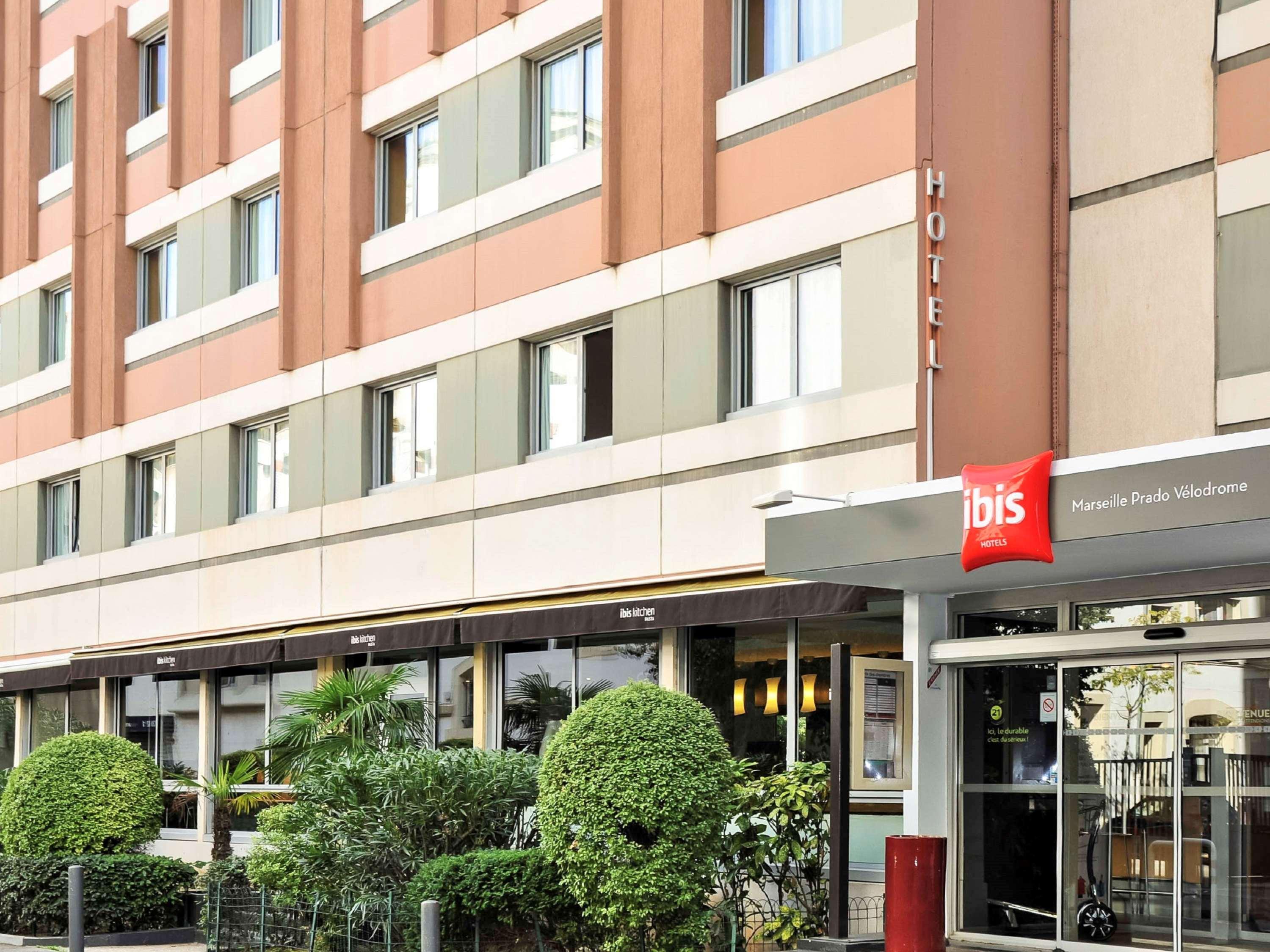 Hotel ibis Marseille Centre Prado Velodrome Esterno foto